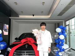 -梵克雅宝(国贸商城店)