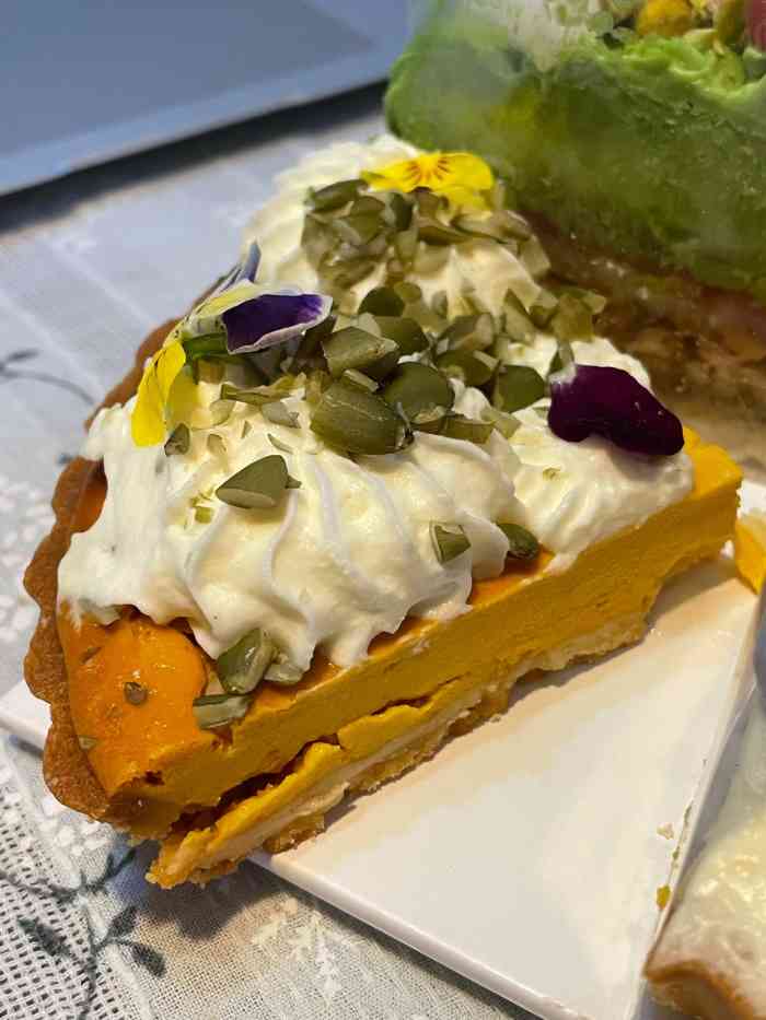 zaza cakery-"之前刷点评种了这家甜品的草,于是加了客服.