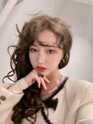 -3·3HAIR SALON