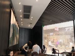 大堂-星巴克臻选(深圳东海缤纷天地店)