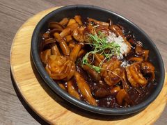 -港丽餐厅(来福士店)