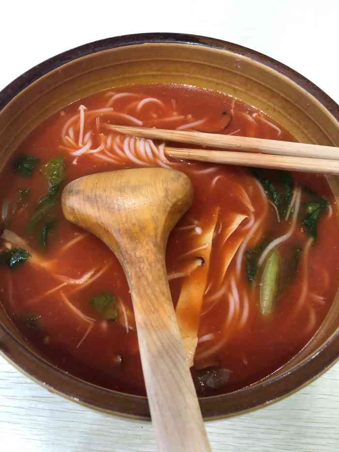 麻姑传奇火锅米线-"南林大靠近后街的一个小店,中午去的时候,.