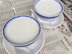 -周大娘牛乳(旧寨古村总店)
