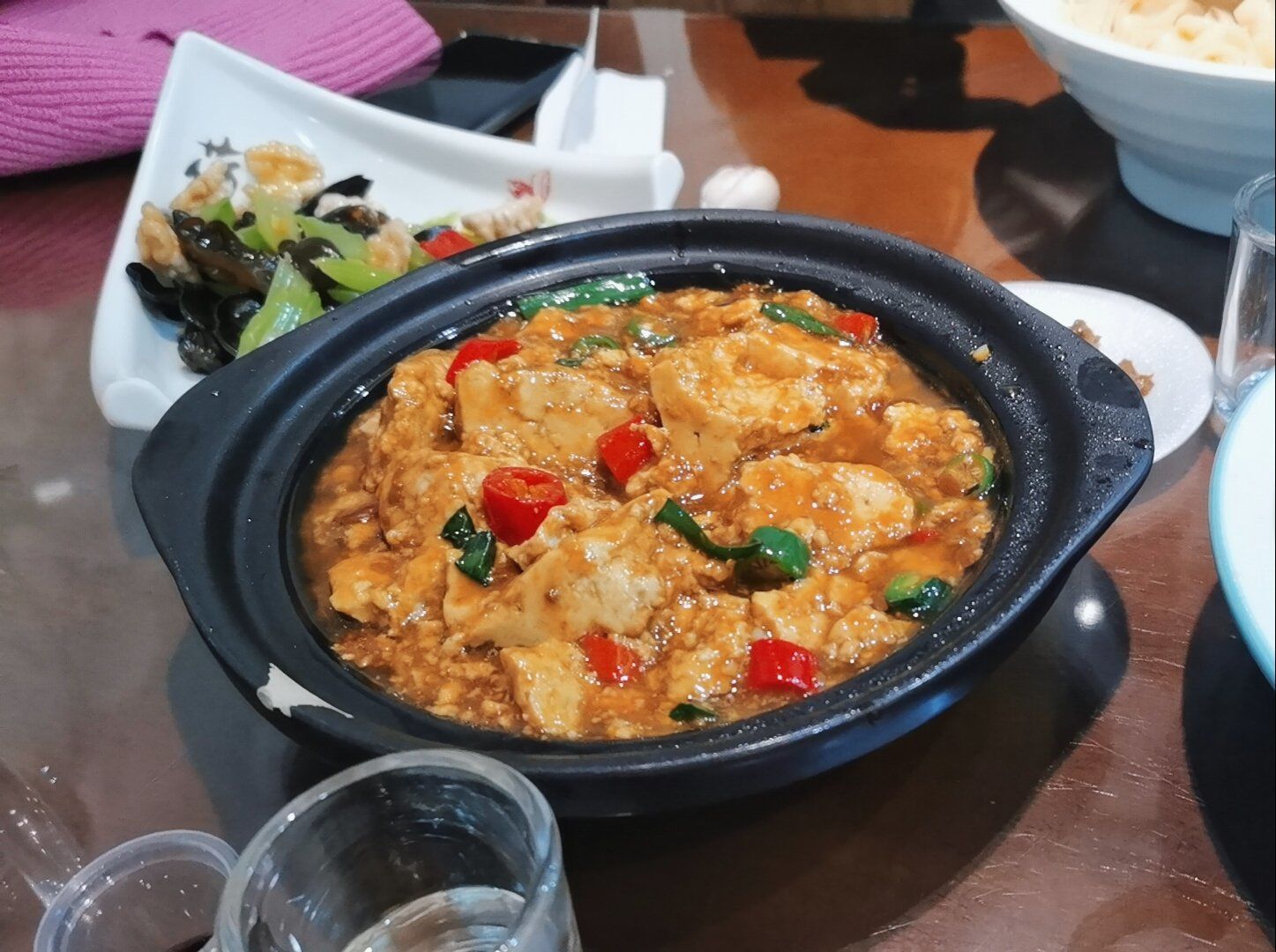 这个石锅豆腐是真的好吃,太好吃了!