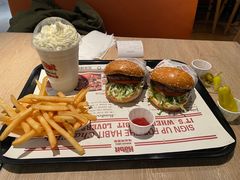 -The Habit Burger Grill 哈比特汉堡(复兴soho店)
