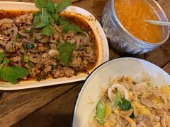 -Doo Dee Thai Food(Issan/Isaan/Esan)