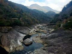 -燕子河大峡谷天坑仙境