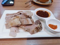 手抓羊肉半斤-贯贯吉·清真餐厅(浙江中路店)