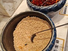 -金滏山·烤肉海鲜火锅自助(襄阳万达店)