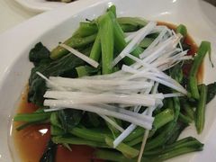-鑫巴蜀小镇 · 水煮鱼专研店(玉桥店)