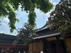 -龙华寺