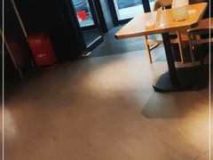 大堂-鸣记脆皮烤鱼(铁西店)
