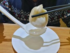 招牌蟹黄汤包-百年龙袍蟹黄汤包(融创茂店)