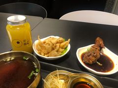 无骨凤爪-贡梅老面馆·蟹粉面·无锡特色小吃(南长街主推店)