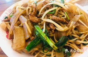 Shredded Pork Stir-Fried Rice Noodles, 2 Liang