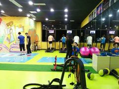 -RoMan罗马健身工作室(莘庄店)