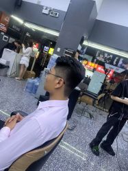 -藤野造型专业烫染接发