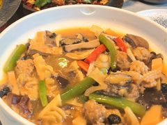 -有红鸡毛店·川菜(建设路店)