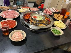 -洞亭火锅(防空洞总店)