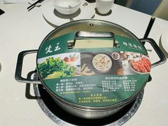 -煲王粤菜餐厅(中侨中心店)