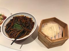 老上海响油鳝丝配饼-上海人家花樣年华(中山公园店)