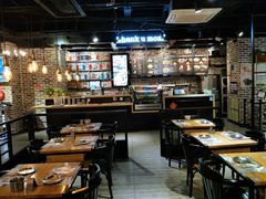 大堂-Thank u mom非油炸健康鸡(万国广场店)