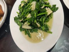 -梅龙镇广场