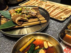 -草家酱蟹炭火烤肉店(珲春南路二店)