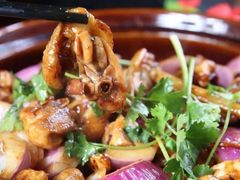 -胡须佬鸡煲四季火锅(海雅缤纷城店)