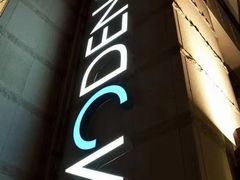 -上海品尊辉盛名致精品酒店公寓