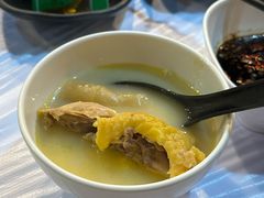 -鲜入围煮花胶鸡海鲜火锅