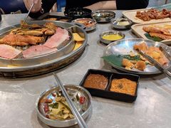 -哈哈碳都·牛肋条无限自助烤肉(台江万达店)