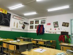 大堂-做了不起的80后