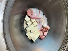 -老刘生态大鱼坊铁锅炖鱼(赛马场店)