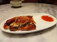脆皮吊烧鸡-蝴蝶里·粤菜·点心(龙湖天街&滨江店)