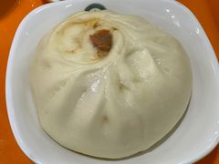 胡萝卜肉包-梅园食堂
