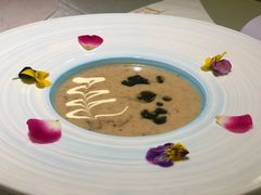 黑松露奶油蘑菇汤-晶雅花园西餐厅(南京首店)