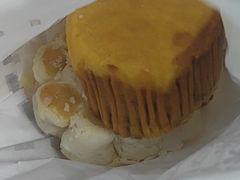 奶昔葡萄蛋糕-百年义利(百万庄店)