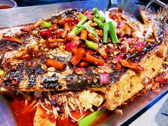 -鸣记脆皮烤鱼·海鲜烤鱼(亿合城店)