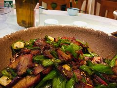 -丹江口渔村·湘味厨房(桃园店)