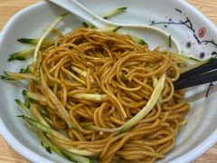 -顾一碗馄饨·烧麦(儿童医学中心店)