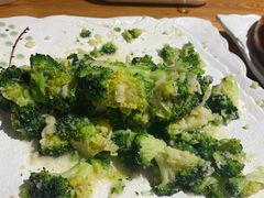 西兰花-小俩口烧烤东北菜(双井店)