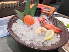 鲜嫩刺身拼盘-牛YO寿喜烧·铁板烧和牛火锅自助(市府恒隆店)