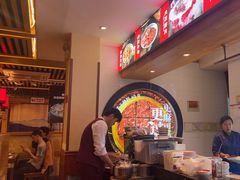 -沸炉重庆老火锅(军事博物馆店)