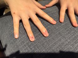 -悦指间美甲美睫