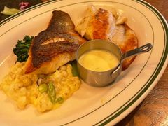 炙烤牛排拼鲈鱼排-食间牛排(湖西路店)