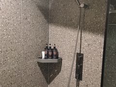 -万泊酒店(长沙五一广场国金中心店)