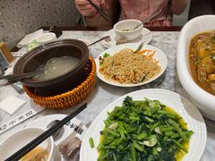 -小菜园新徽菜(宜兴八佰伴店)