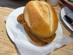 -滋味满屋美食坊(上海街店)
