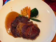 -视界美食自助餐厅·石家庄希尔顿酒店